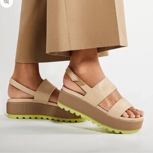 Reef Water Vista Higher Sandals Sand/Lime 7